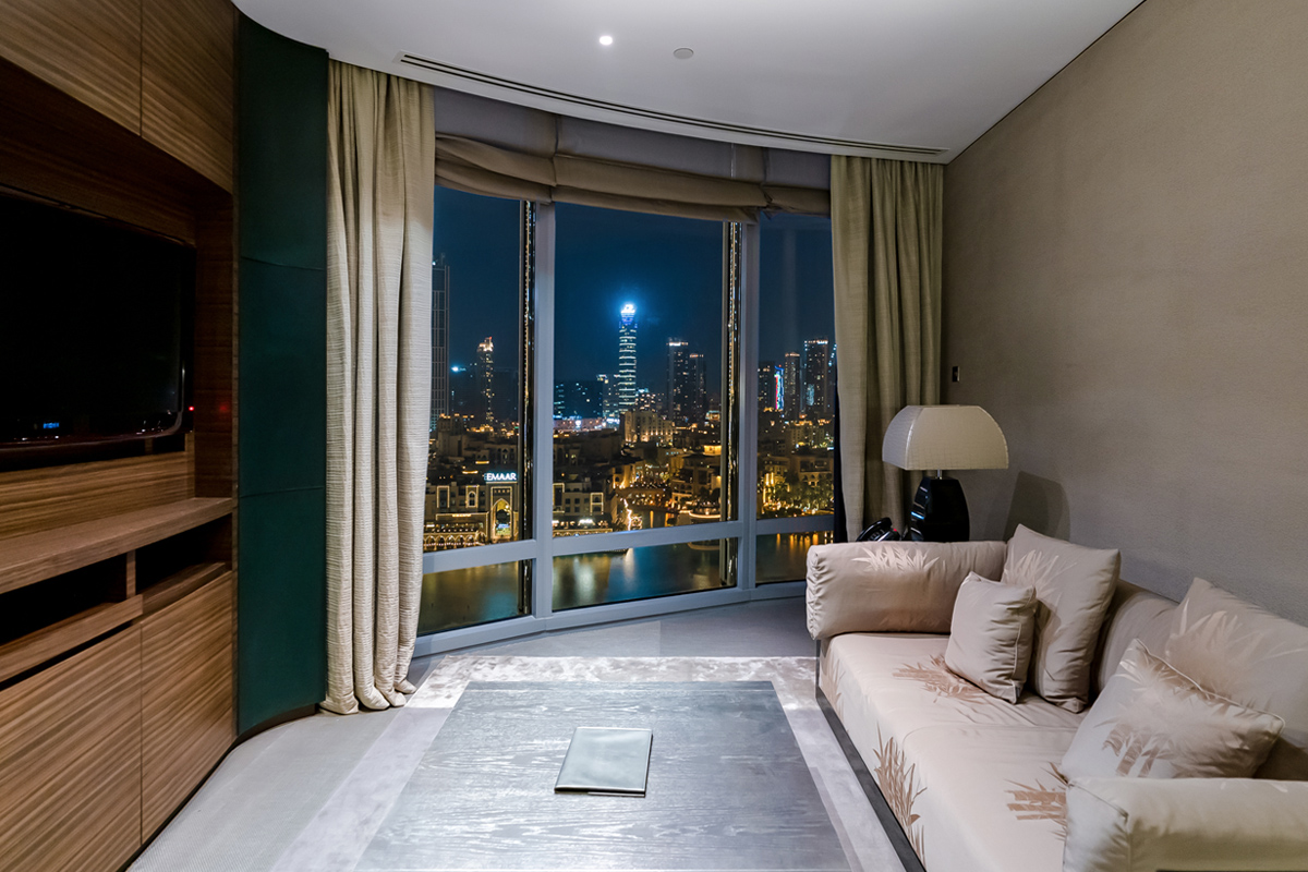 Armani-designed Apartment With Dubai Fountain View